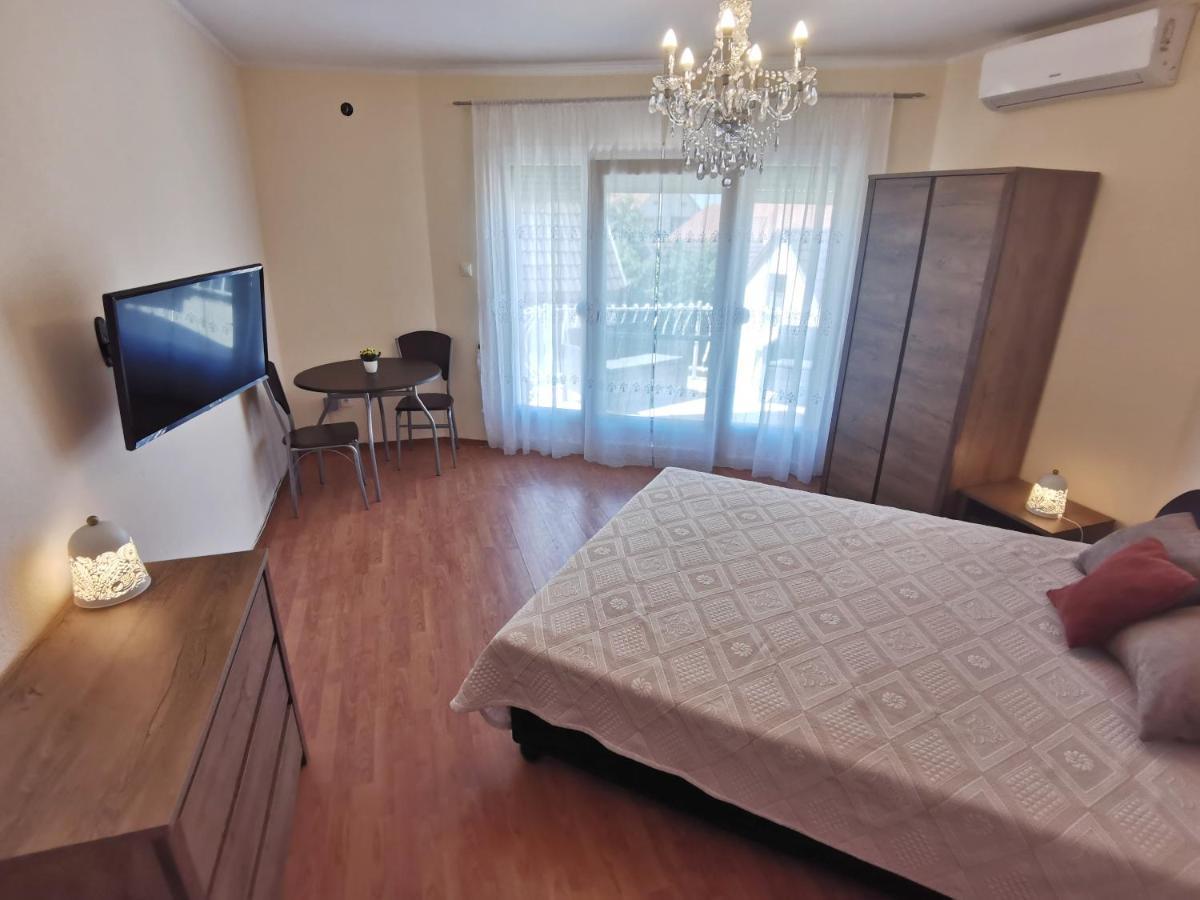 Magic Holiday Vendeghaz Hajdúszoboszló Εξωτερικό φωτογραφία